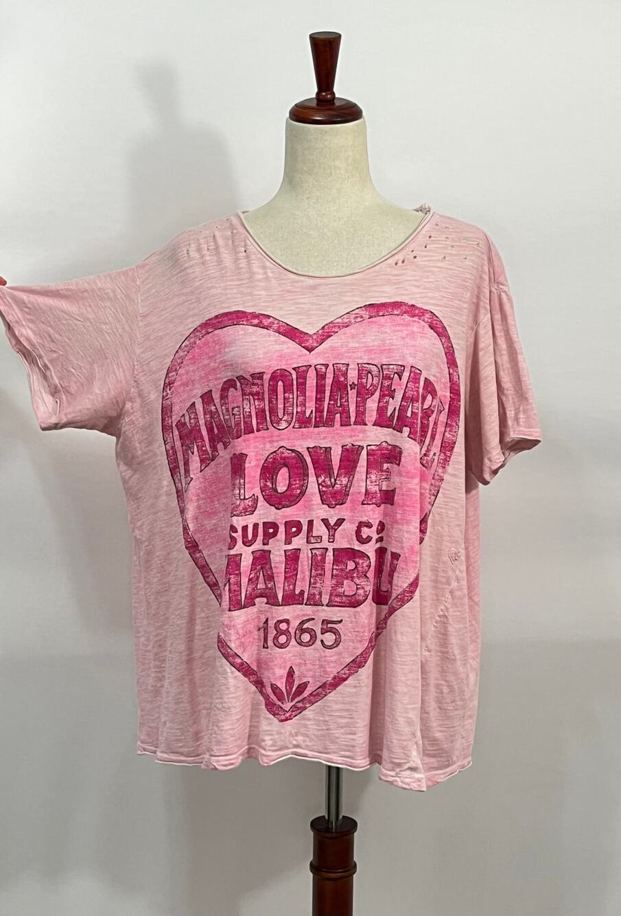 MAGNOLIA PEARL OS Malibu Boyfriend Tee Pink Heart Cotton